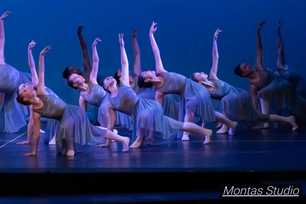 Company dancers in studetn choreography